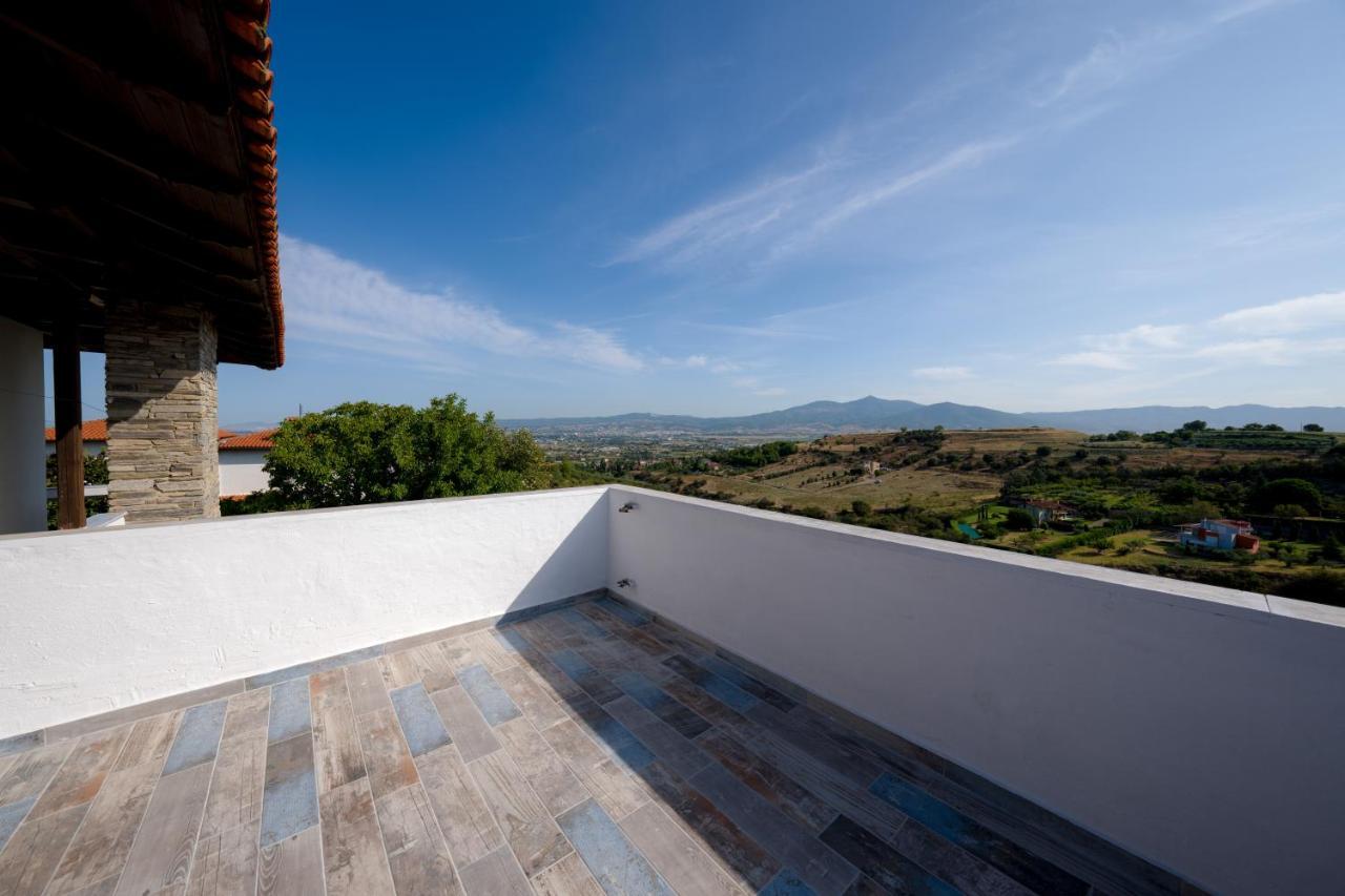 Archontiko Alexandros Luxury Suites Kardiá Exterior foto